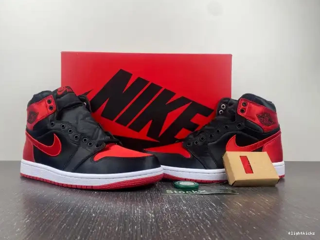 Jordan WMNS Air OG Satin High FD4810-061 Bred 1 0703